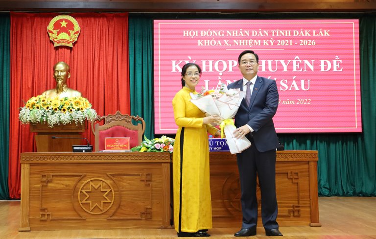 Đồng chí Huỳnh Thị Chiến Hòa được bầu giữ chức Chủ tịch HĐND tỉnh khóa X, nhiệm kỳ 2021 - 2026